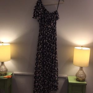 One shoulder maxi dress